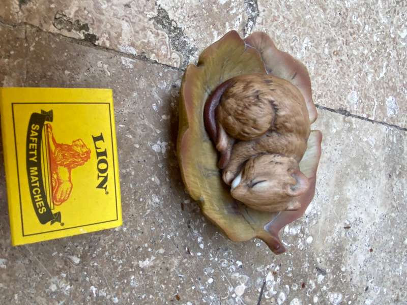 Vintage porcelain Akita chipmunk mouse sleeping  on leaf hand painted Japan numbered