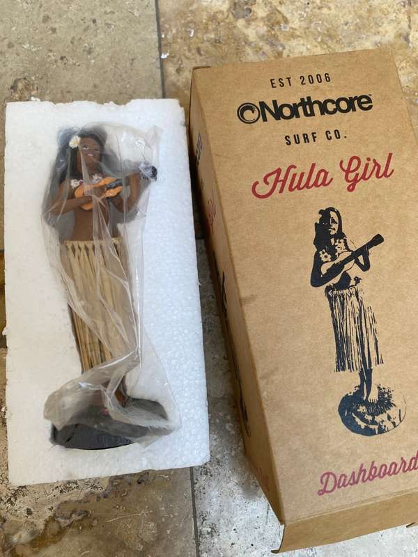 Northcore dashboard doll Hawaiian hula girl