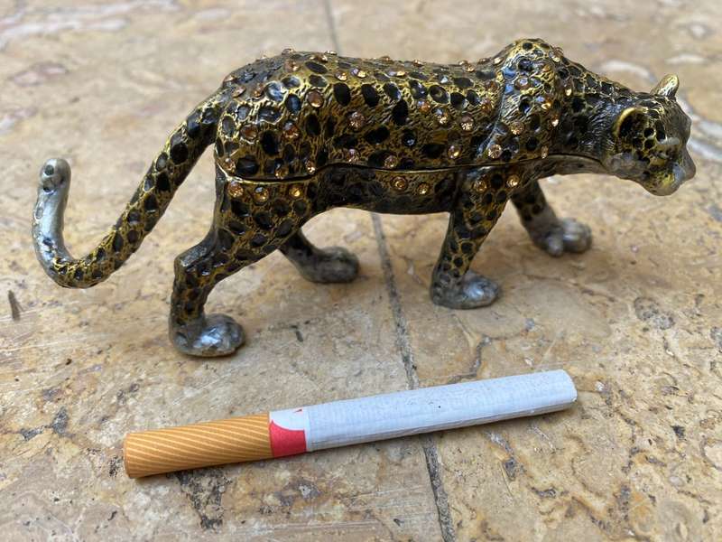 Leopard hinged trinket box