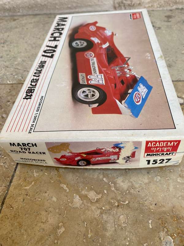 Vintage academy Minicraft 1527 March 707 motorized  1/24 scale