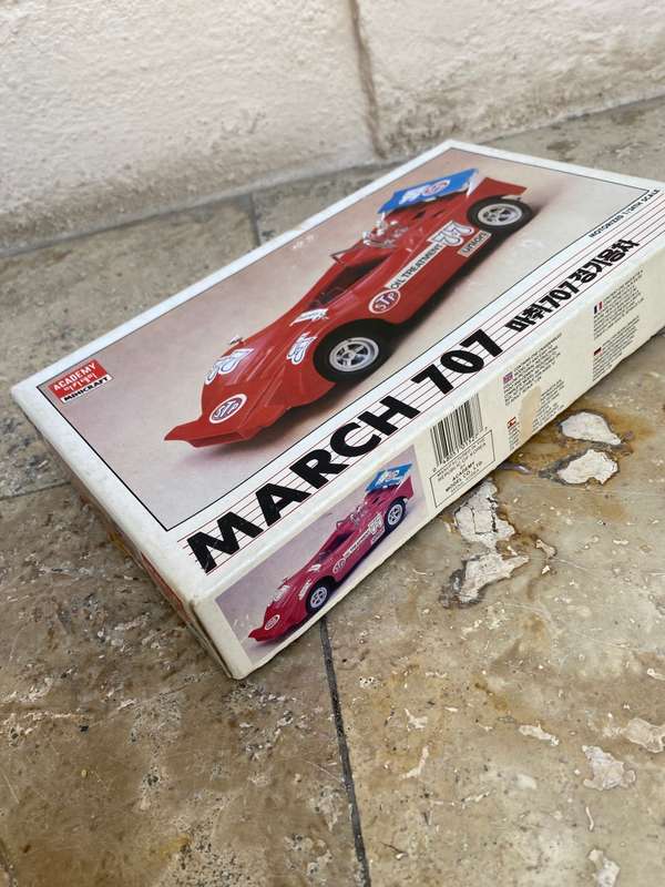 Vintage academy Minicraft 1527 March 707 motorized  1/24 scale