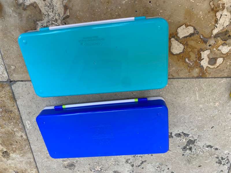 Hello Dino pencil case pair Korea with pencils Korea