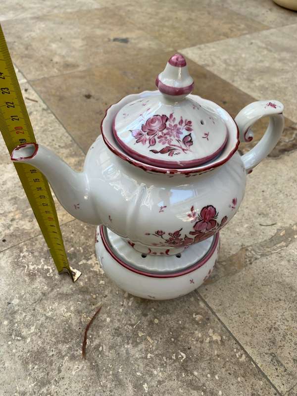 Vintage porcelain floral teapot with warmer stövchen