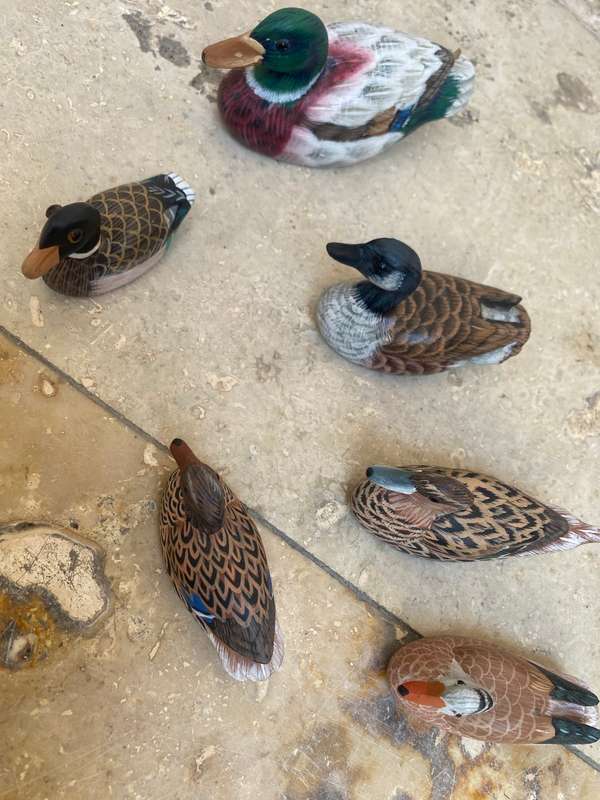 Vintage wooden mallard duck hand painted with 6 ducklings decor duck family