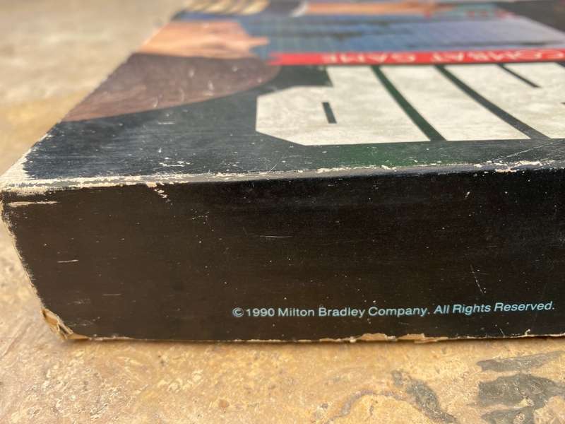 milton bradley vintage Battleship board game  1990 made in USA