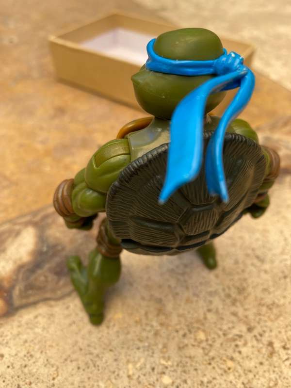 2002 Mirage Studios Playmates teenage turtle Leonardo action figure + Shellraiser vehicle 2012