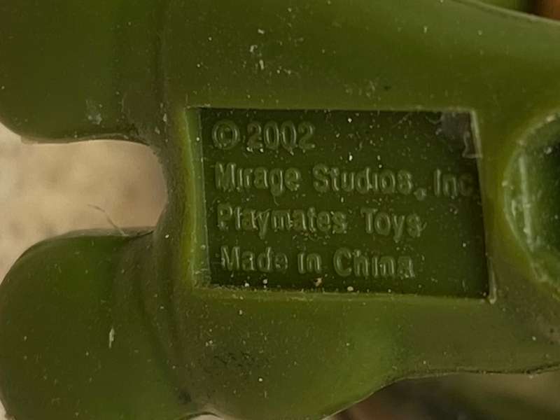 2002 Mirage Studios Playmates teenage turtle Leonardo action figure + Shellraiser vehicle 2012