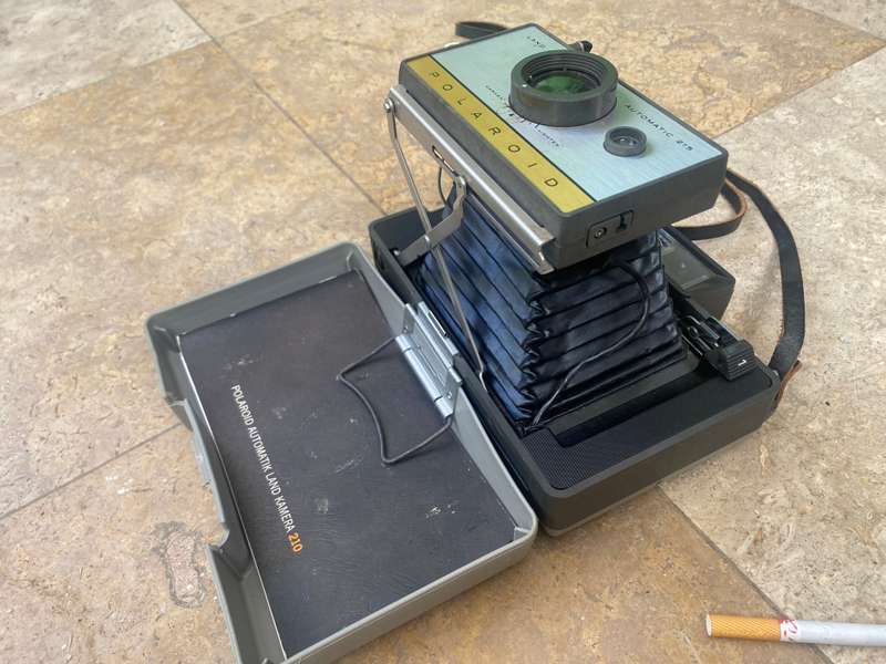 Vintage Polaroid land camera 215 in travel case