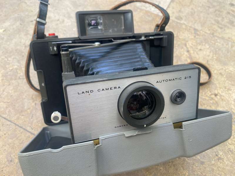 Vintage Polaroid land camera 215 in travel case
