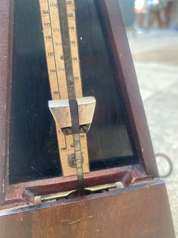 vintage metronome Maelzel sold for spares France