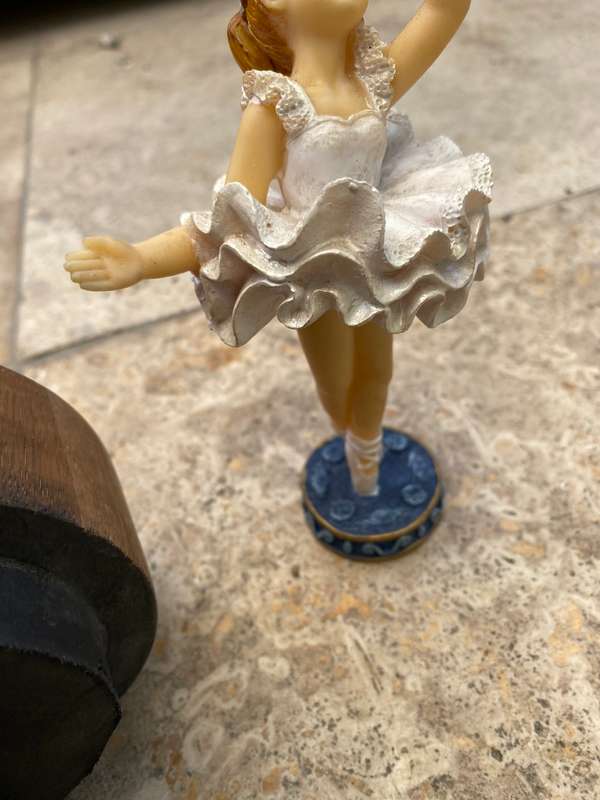 Vintage musical wind up turning wood pedestal with ballerina girl figure