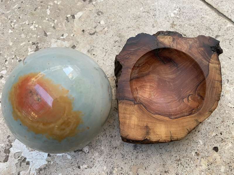 Jasper Polished precious stone sphere 8 cm diameter 24 c, circumference on carved wood base