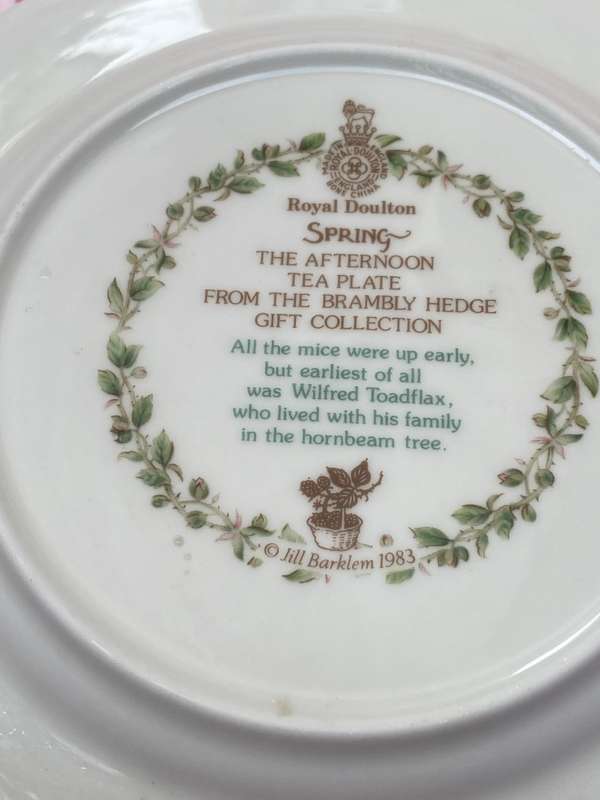 Royal Doulton Brambley Hedge Summer series porcelain bread plate