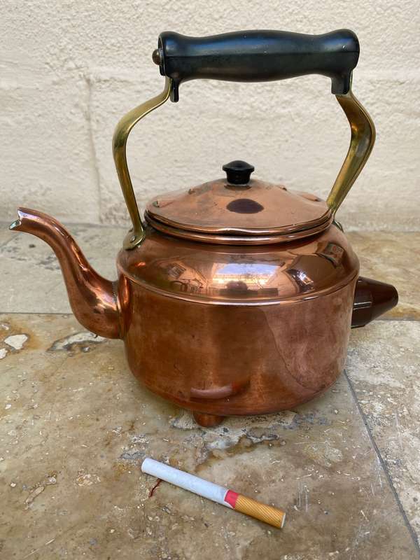 Vintage copper and brass footed kettle GEC made in England