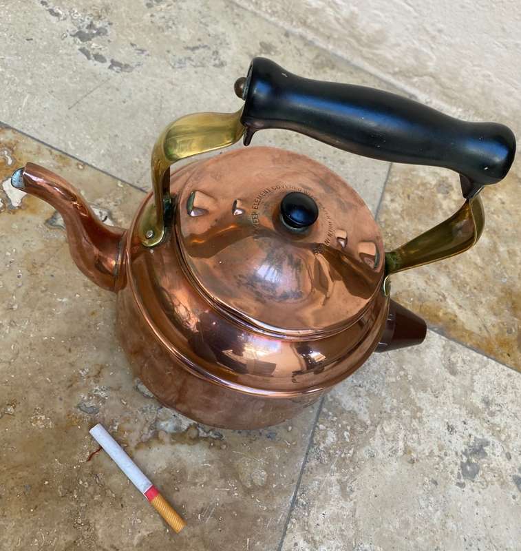 Vintage copper and brass footed kettle GEC made in England
