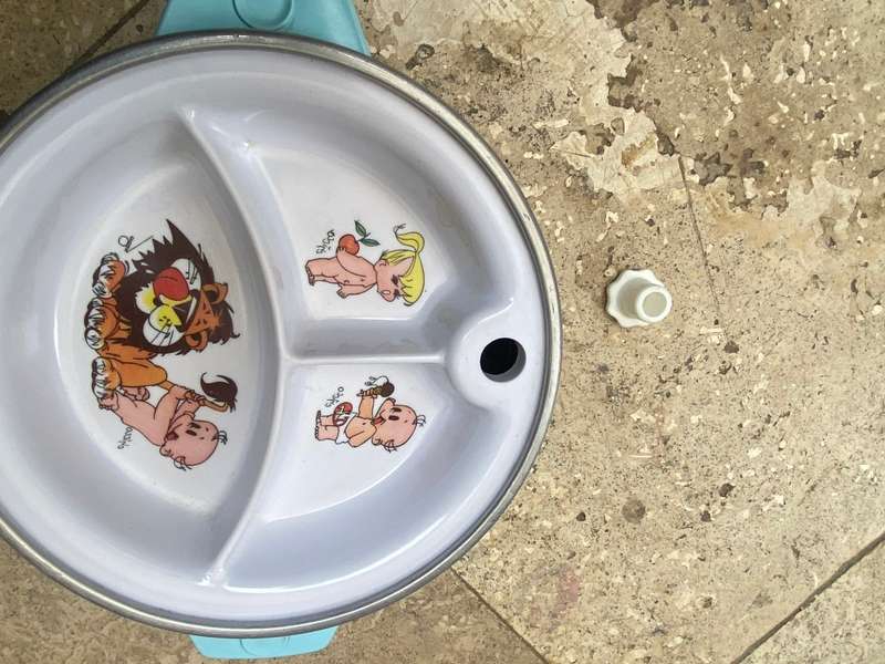 Vintage baby food warming plate dish with suction chicco Italy