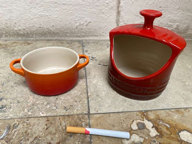 Le creuset salt cellar with mini casserole dish pair stoneware salt pig