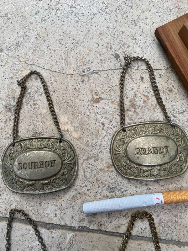 Vintage decanter labels gin whiskey bourbon brandy lot of 4 in wood box