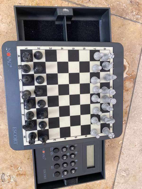 Vintage Novag escort computed chess set sold as spares  with granite board