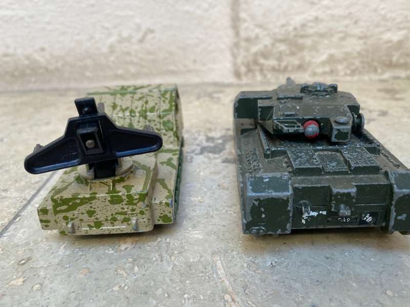 Vintage army matchbox Lesney battle kings hawk launcher and corgi chieftain tank