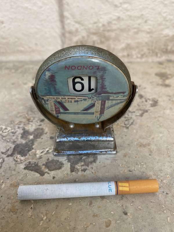 Vintage perpetual calendar flip date souvenir London chrome metal