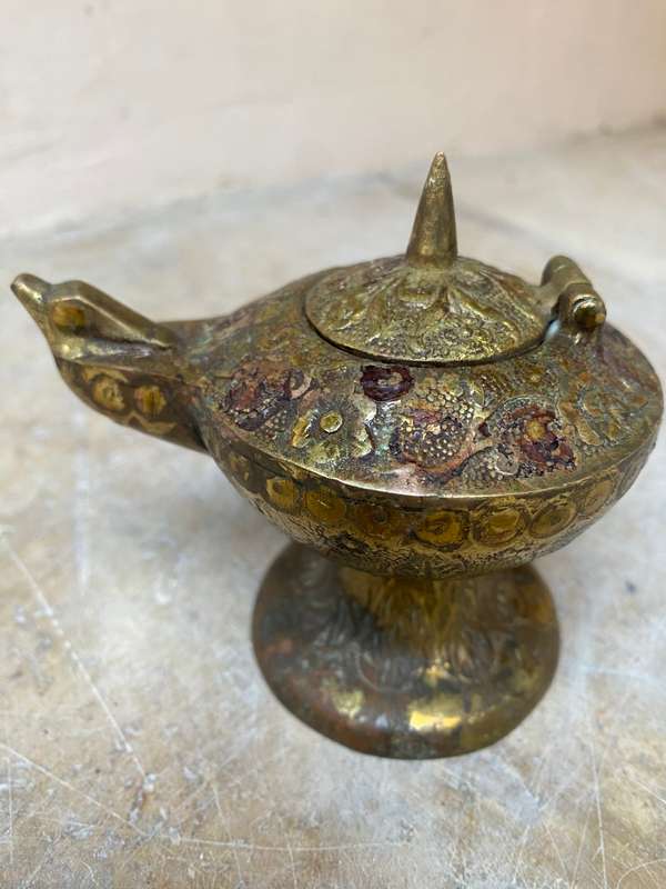 Vintage brass oil lamp engraving floral flame bird head