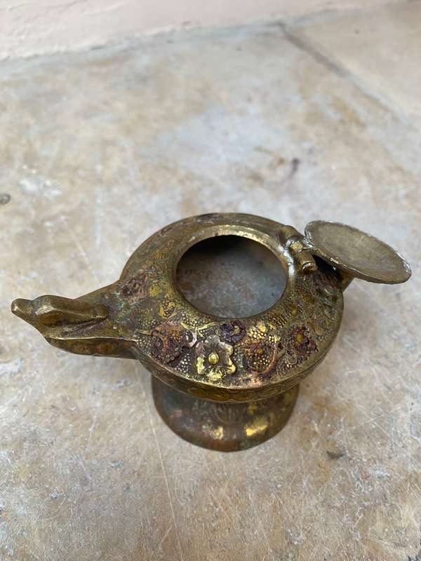 Vintage brass oil lamp engraving floral flame bird head