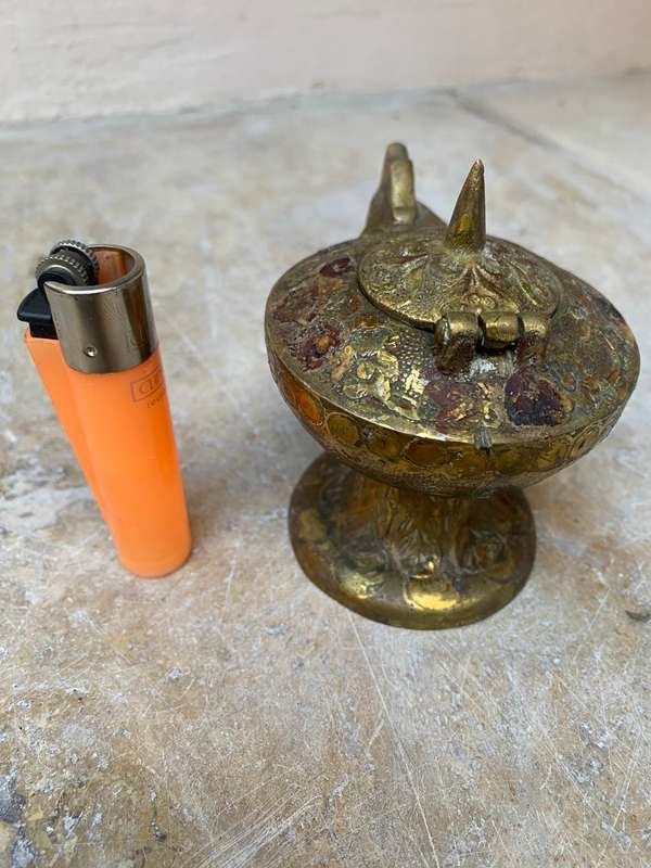 Vintage brass oil lamp engraving floral flame bird head
