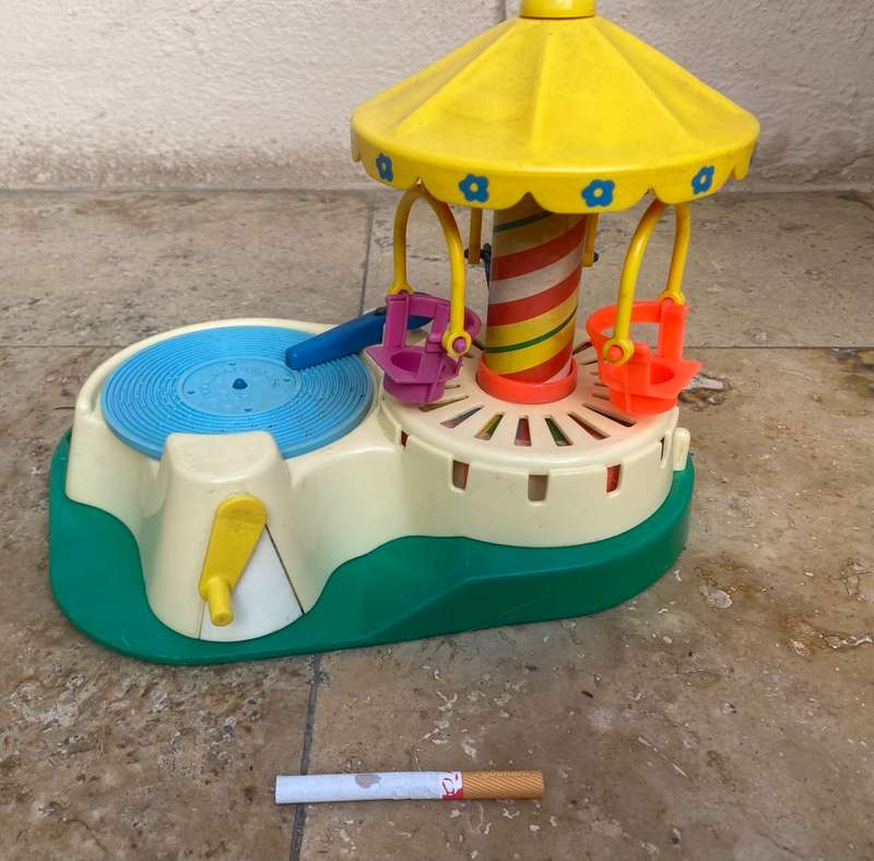 Vintage Fisher Price Carousel  170 With one record working