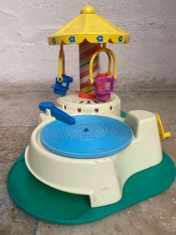 Vintage Fisher Price Carousel  170 With one record working