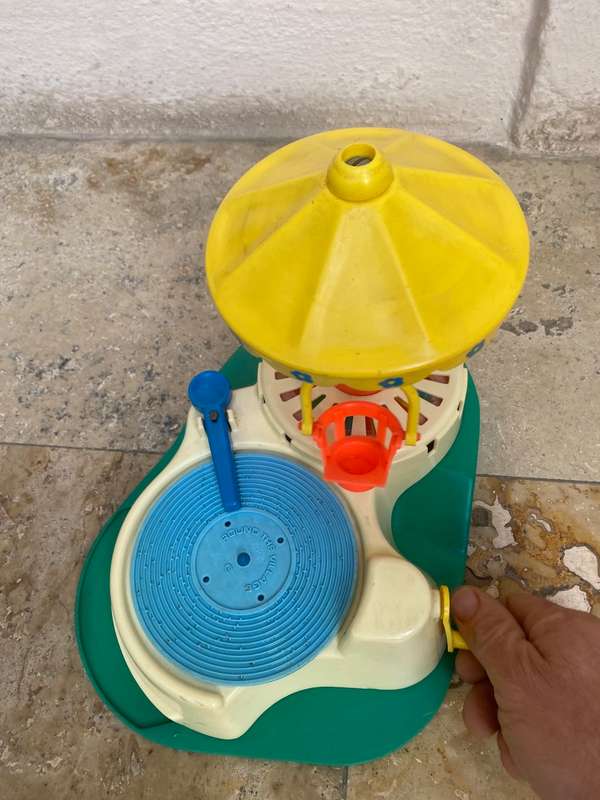 Vintage Fisher Price Carousel  170 With one record working