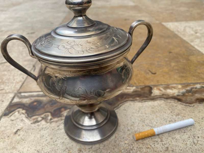 Vintage doubled handled sugar bowl with lid silver plate