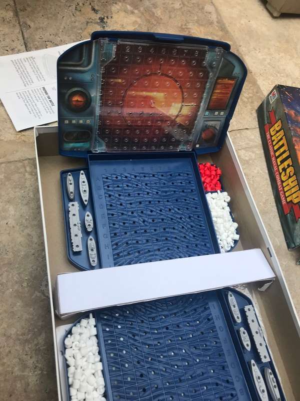 milton bradley vintage Battleship board game  2002 made in USA hasbro