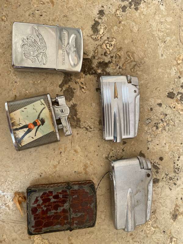 Vintage lighter lot of 5 including pair of Ronson lighters
