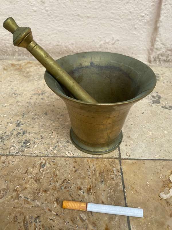 Vintage heavy brass mortar and pestle no 8 , with signs of age