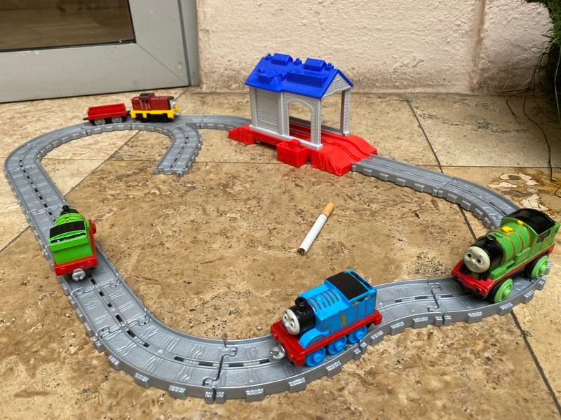 Vintage Tomy train station SET 2016 Gullana Percy train 2002 , plus 2013 train lot 3 & carriage