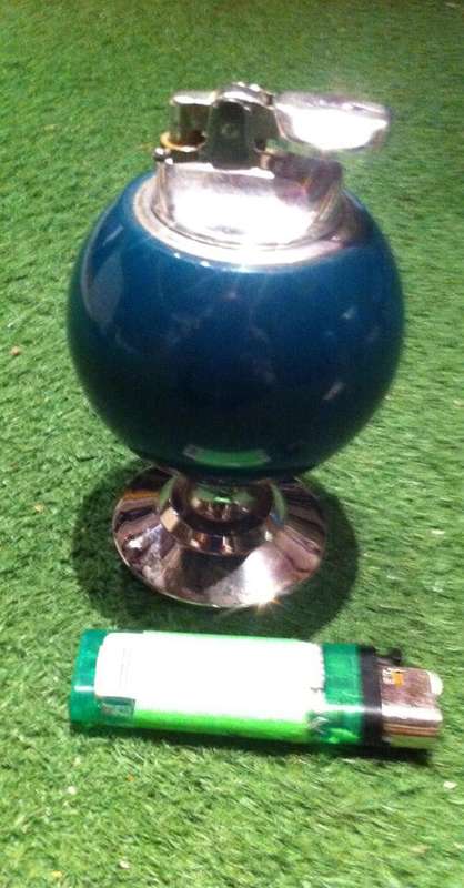 vintage retro table lighter