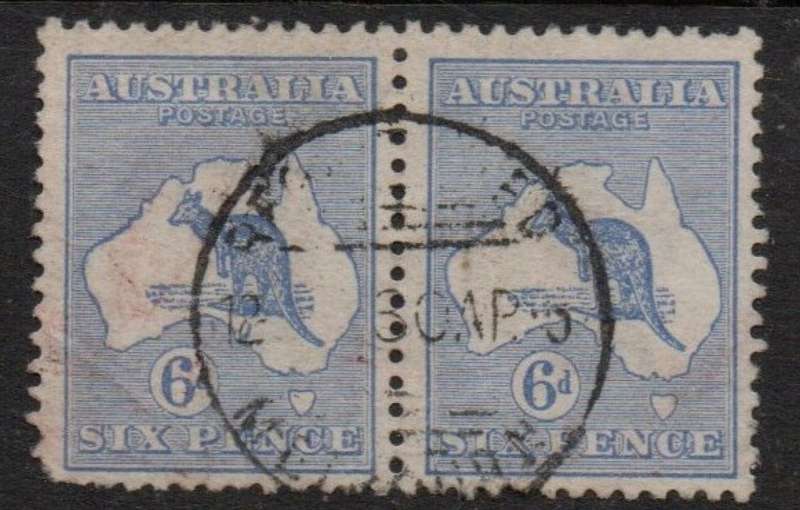 Australia, GVR, Kangaroo, 1913, 6d ultramarine, pair used