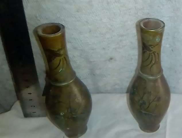 Pair of spill vases bronze(d)? 14cm high, bird motifs