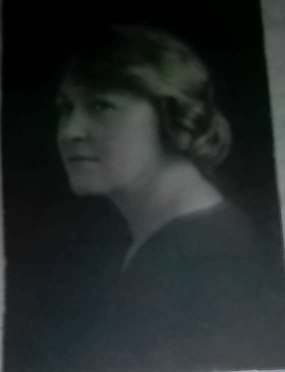 Sterling silver mounted frame, photo of lady