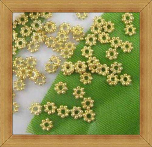 Goldplated Daisy spacers(4mm)Pack of 10