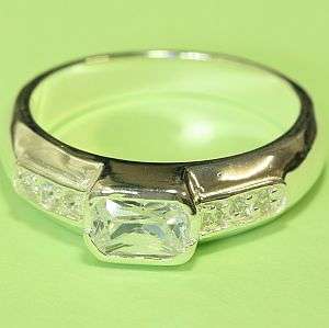 925 sterling silver ring with lab diamonds: ring size 6.5