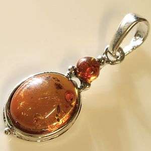 925 Sterling silver & 100% Natural Amber pendant