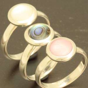 Solid 925 Sterling silver with natural Mother Of Pearl ring, size 9