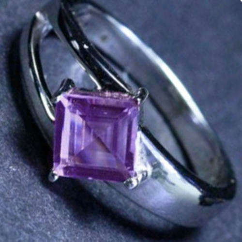 Solid 925 Sterling Silver & Amethyst ring size 6# + 3.42g