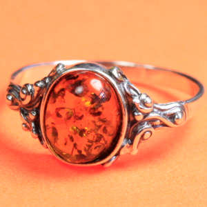 Solid 925 Sterling Silver & Amber ring size 6# + 1.86g