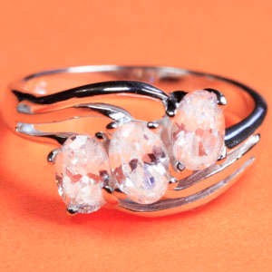 Solid 925 Sterling Silver & CZ ring size 8# + 3.64g