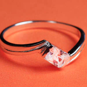 Solid 925 Sterling Silver & CZ ring size 9# + 1.86g