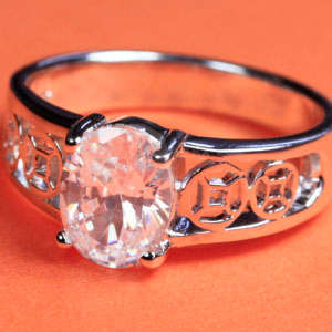 Solid 925 Sterling Silver & CZ ring size 6.5# + 4.21g