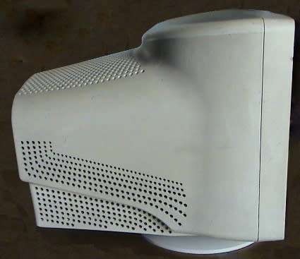 SAMSUNG SyncMaster 591S CRT colour monitor